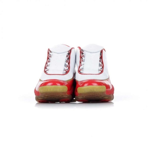 Reebok Iverson Legacy Basketball Men Shoes - Picture 5 of 5